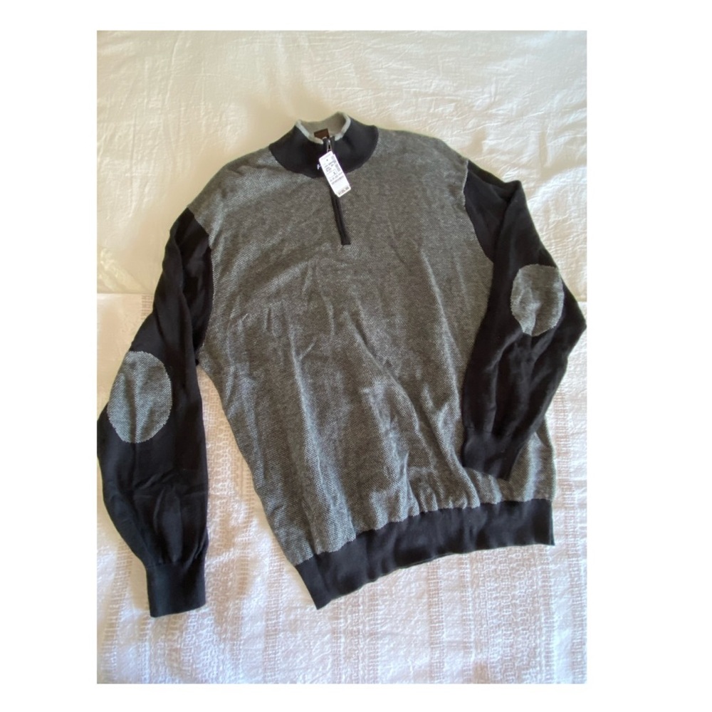 ✨ Men’s Quarter Zip Sweater ✨